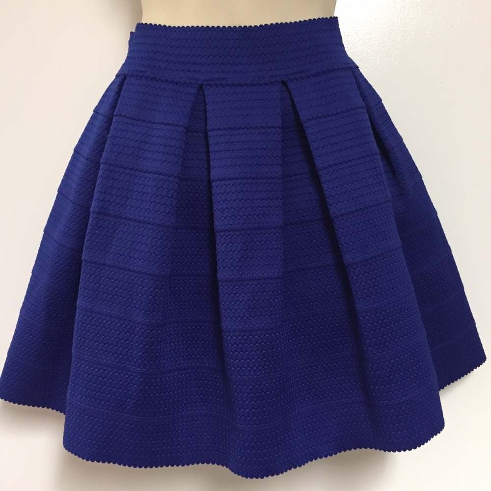 Express royal blue pleated skirt ✨